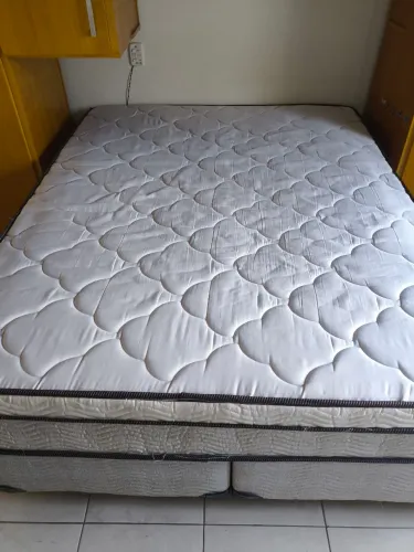 Cama Queen