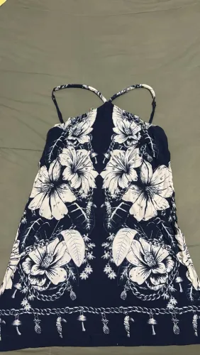 vende-se vestido farm nunca usado