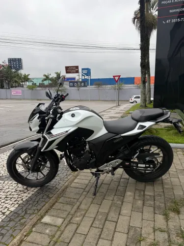 Yamaha FZ 25 2026 zero km