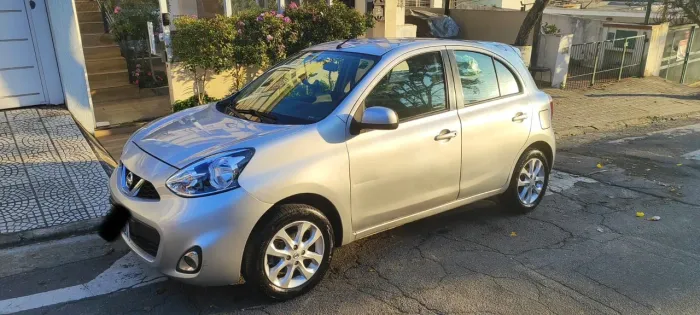 Nissan March SV 1.6 16V Flex Fuel 2016