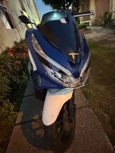 Pcx bem conservada