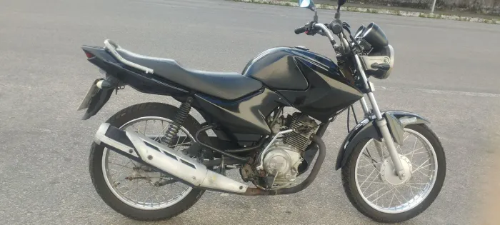 Moto Yamaha super econômica único dono arrumada ponto de transferir não tem multa IPVA pag