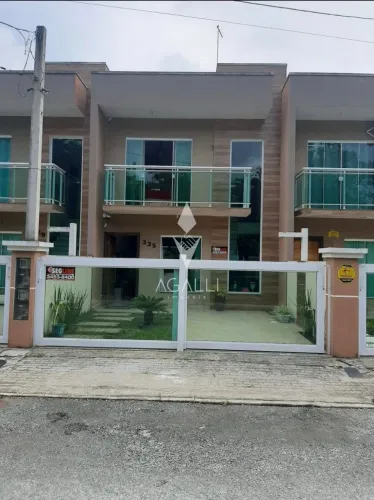 VIVA O LITORAL COM CONFORTO E PRIVACIDADE - SOBRADO EM PRAIA DE LESTE