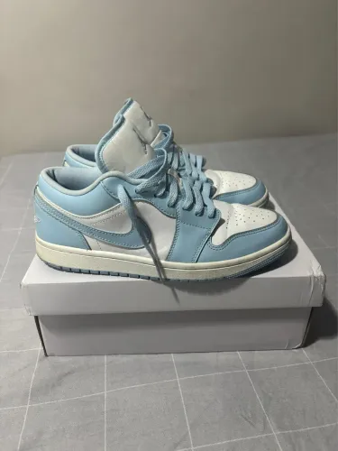 Tênis Air Jordan 1 Low