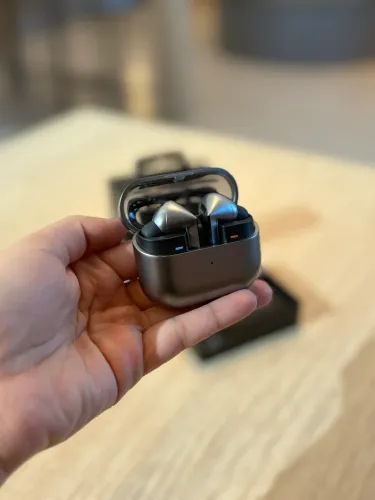 Samsung Galaxy Buds 3 Pro - Seminovo