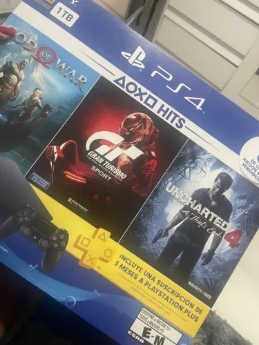 Ps4 slim 1TB