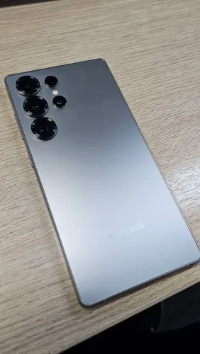 S25 Ultra - 256GB - Extremamente Conservado