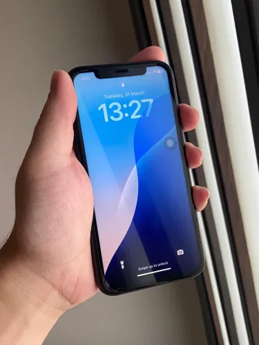iPhone 11