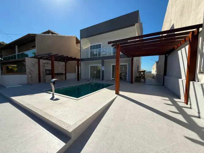 Casa Duplex Condomínio dos Pássaros Cabo Frio, 141m², 3 Quartos (1 Suíte), Piscina, Área G