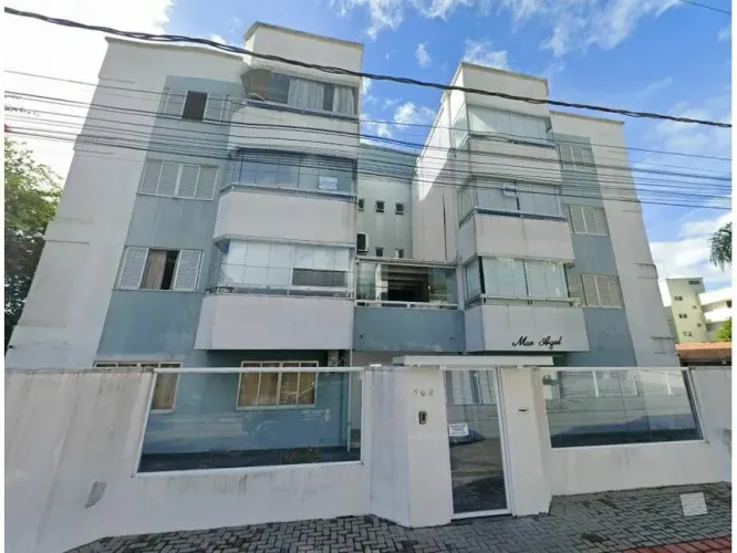 Apartamento em Leilão - Mariscal - Bombinhas - SC