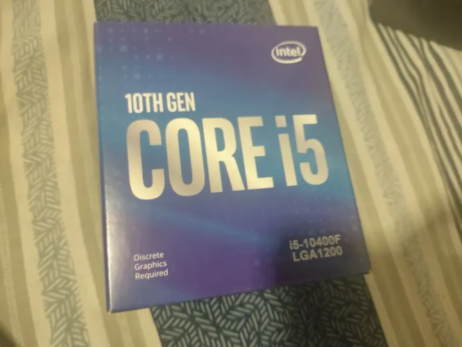 Vendo processador i5 10400f bom para jogos semi novo 