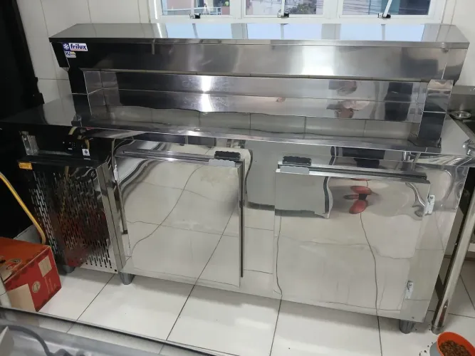 Balcão condimentadora refrigerada frilux