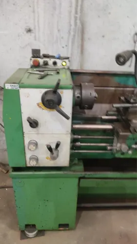 Torno mecânico 