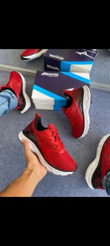 Tênis mizuno