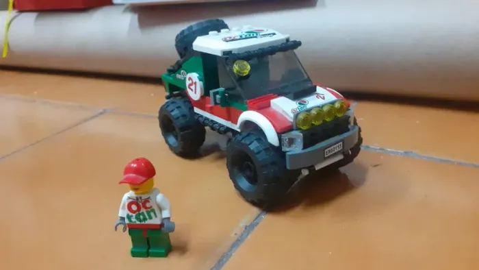 Lego City - 4x4 Off Road - 60115 - usado