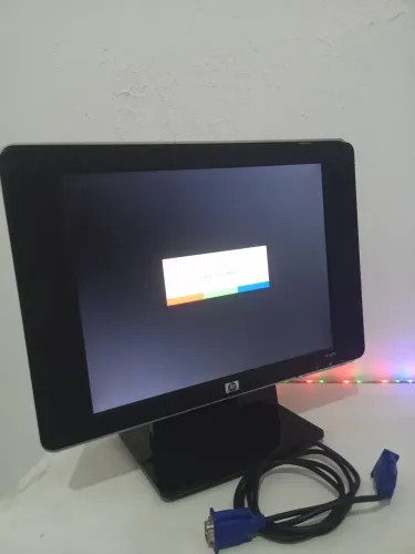 Monitor HP com áudio para Pc