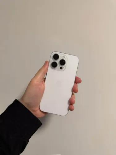 Iphone 16 pro 128gb - Branco