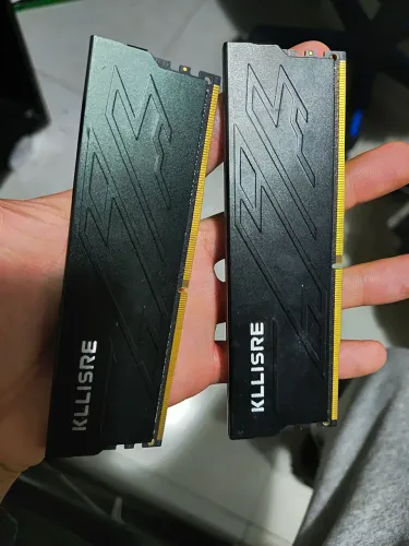 2x08GB RAM | 3200Mhz | Kllisre | DDR4 | Não é ECC mas também funciona em xeon