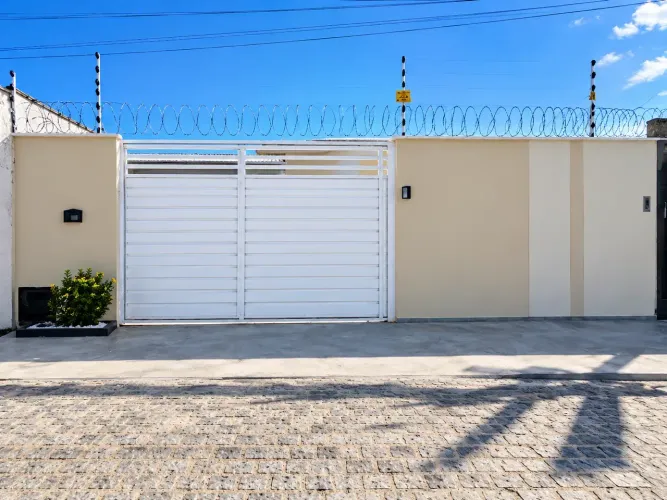 Casa Reformada à Venda em Cajupiranga - EXCELENTE OPORTUNIDADE !