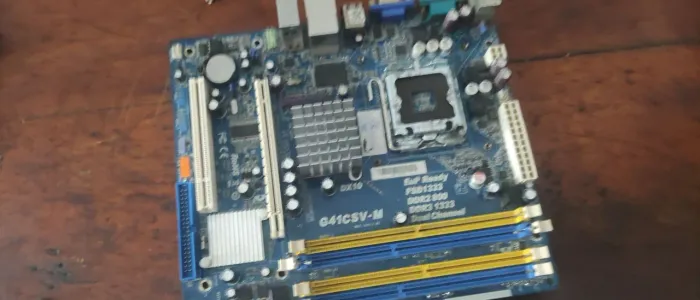 Placa Mãe LGA775 -Modelo G41C3VM-M pra reparo com defeito ou reutilização de peças.+<br>