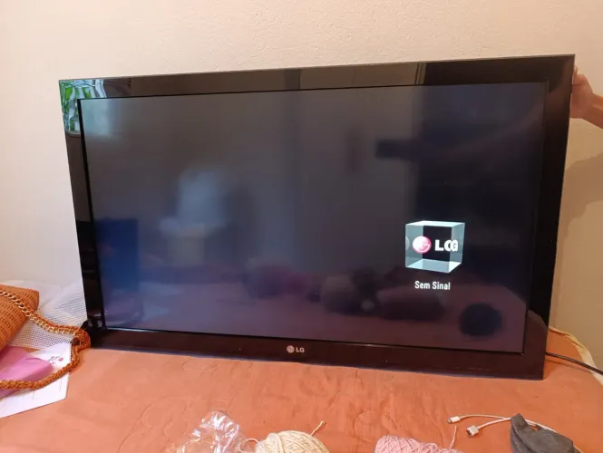 TV LG 40" EM BOM ESTADO