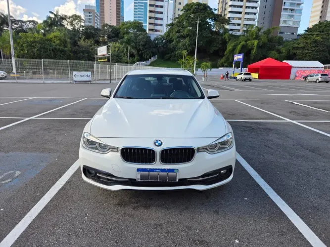 BMW 320I A Modern/sport TB 2.0/a.flex 16V 4P 2016