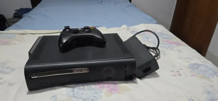 Xbox 360 Fat RGH 3.0 Com hd 120gb