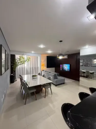 VENDE-SE APARTAMENTO NA ZONA LESTE COM 2 QUARTOS, 1 BANHEIRO E 1 VAGA. 