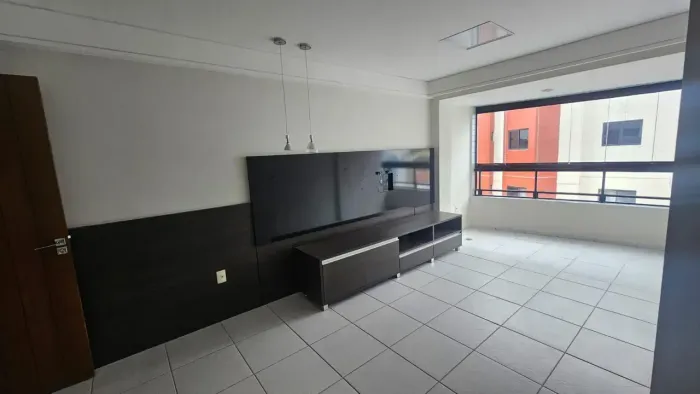 Vendo apartamento com 2 quartos e area de lazer em Jardim Oceania - João Pessoa - PB