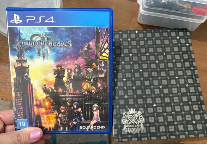 Kingdom hearts ps4 (steelbook) + brinde