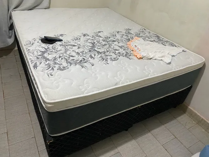 Cama Queen