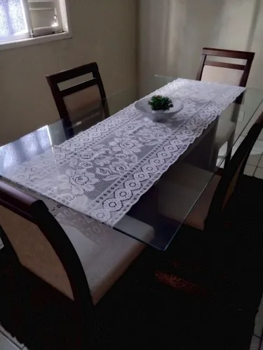 Mesa de vidro/cadeiras4