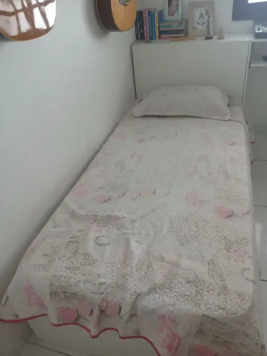 Cama Branca Solteiro
