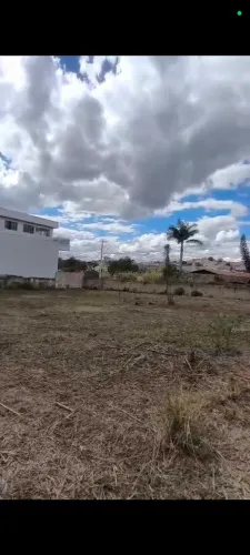 Lote grande de 1500m² plano com documentos