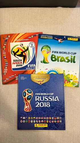 Coleção Álbuns Oficiais Panini Copa do Mundo 2010, 2014 e 2018 - Originais