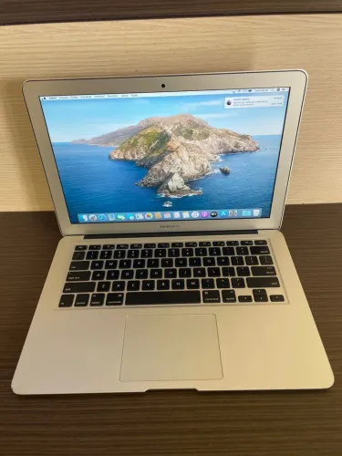MacBook Air - i5, 4gb, SSD de 128gb