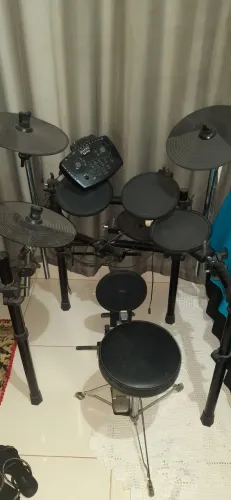 Bateria eletrônica Simmons SD7PK