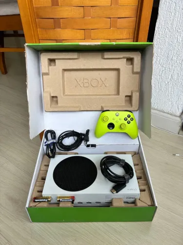 Xbox Séries S + 1 Controle