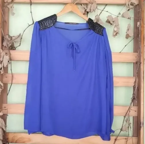 Blusa azul royal Renata Campos