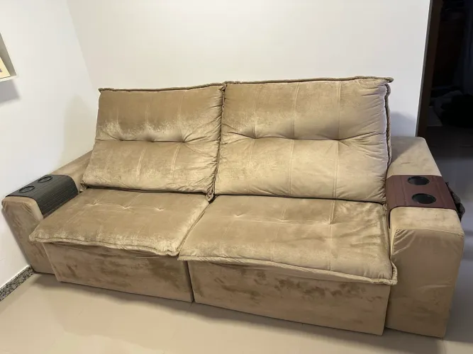 Sofá retrátil