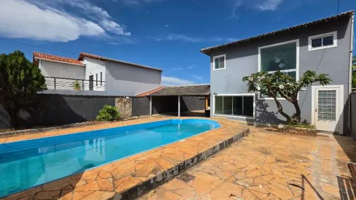 Casa ampla em condomínio Grande Colorado - lazer completo