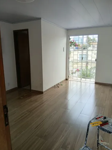 Alugo apartamento duplex terreo.