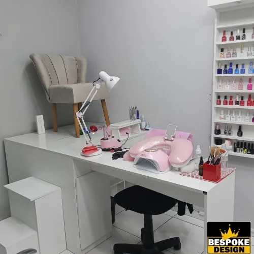 Tablado para salão, manicure, pedicure