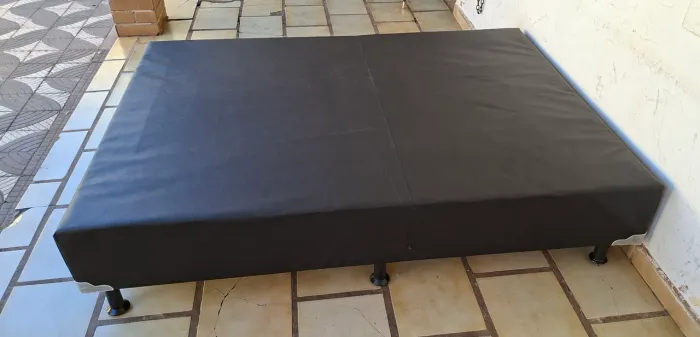 Cama box casal sem colchão (BAURU) NÃO ENTREGO 