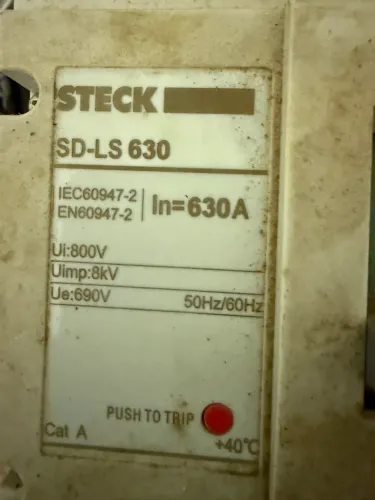 Disjuntor Steck *usado* 630A e 350A