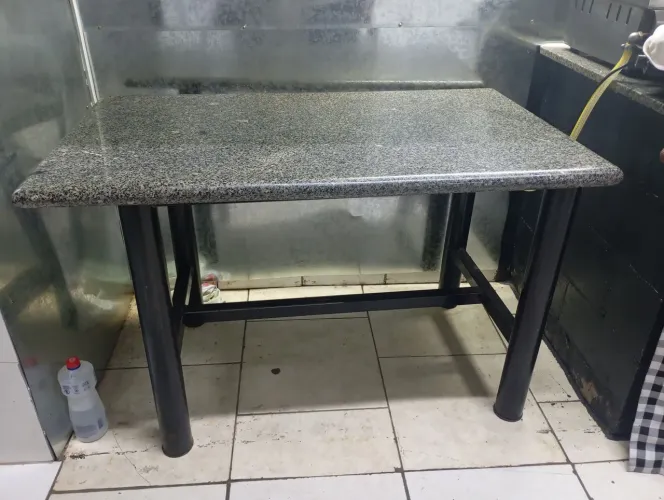 MESA MÁRMORE