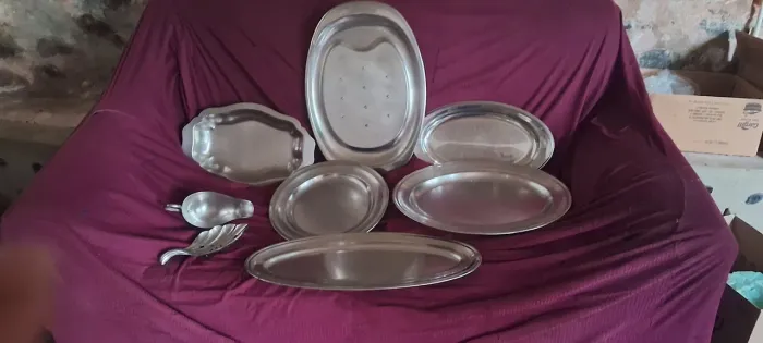 Itens de baixela em inox preços que variam peças menores 30 reais até 80 reais as peças m