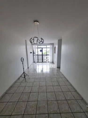 Apartamento com 3 dormitórios à venda, 75 m² por R$ 400.000,00 - Bairro dos Estados - João
