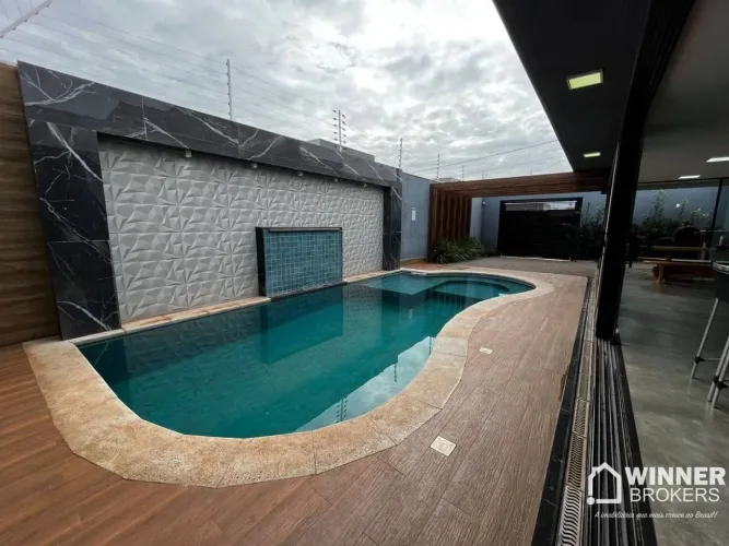 Chácara com 1 dormitório à venda, 204 m² por R$ 750.000,00 - Jardim Munique - Maringá/PR