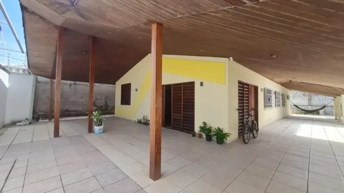 Vendo Casa no Anil, 3 Quartos, Suíte, Residencial Fechado, Anil, São Lúís - MA